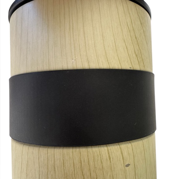 Nespresso Touch Travel Mug in a limited edition honey beige wood-look finish - Picture 6 of 7